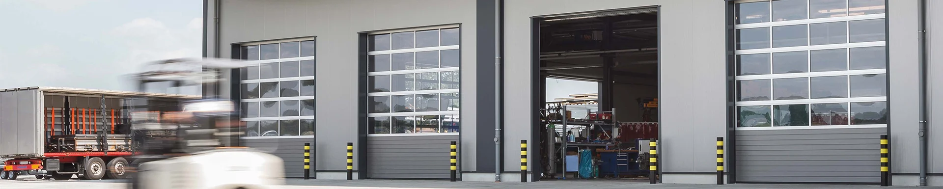 דלתות בתעשייה